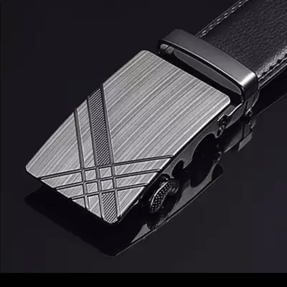 Engraved Striped Belt